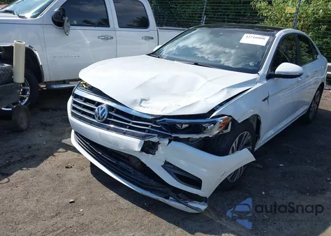 2020 Volkswagen Jetta 1.4T Sel Premium z USA, uszkodzony, nr VIN 3VWGB7BU9LM020053